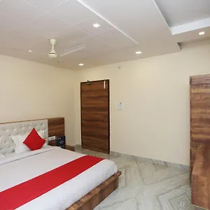 Hotel Oyo Flagship 22216 Sai Palace